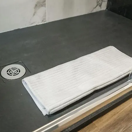 Cucchiari 5b Apartamento *